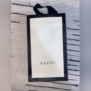 Small Gucci shopping bag + envelope (Authentic)